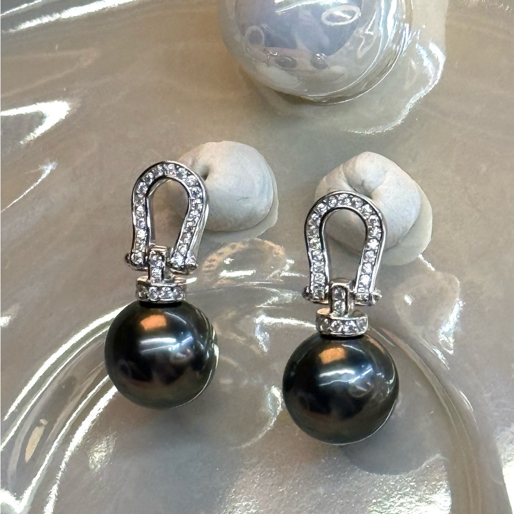 EPT16 Australian Tahitian Charcoal 10-11mm Pearl Horseshoe Earrings 18K WG S925 - Picture 8 of 16